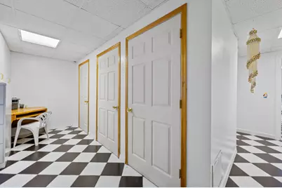 28951 Forest Lake Lane, Libertyville, IL 60048 - Photo 33