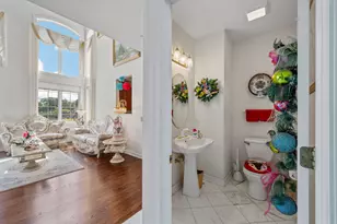 28951 Forest Lake Ln, Libertyville, IL 60048 - Photo 13