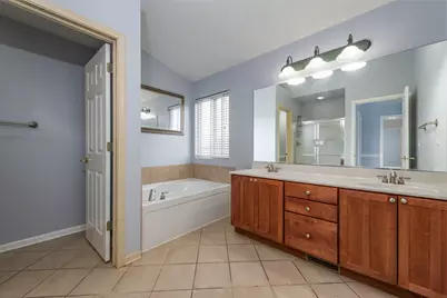 367 N Carlisle Court, Round Lake, IL 60073 - Photo 19