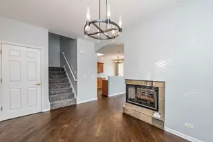 367 N Carlisle Ct, Round Lake, IL 60073 - Photo 5