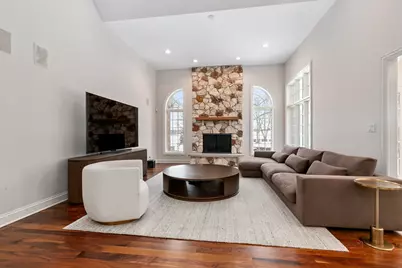 1950 W Southmeadow Lane, Lake Forest, IL 60045 - Photo 13