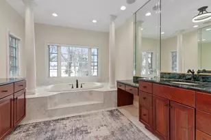 1950 W Southmeadow Ln, Lake Forest, IL 60045 - Photo 17