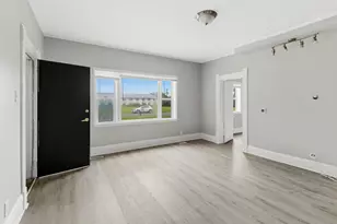 1601 N Mckinley Ave, Champaign, IL 61821 - Photo 5