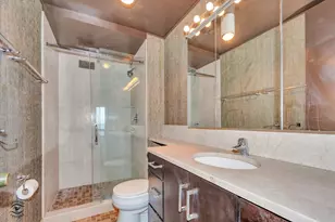 [Address not provided], Chicago, IL 60611 - Photo 11