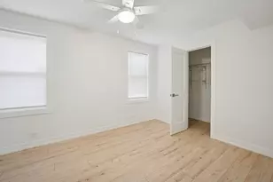 4954 W Byron St, Chicago, IL 60641 - Photo 11