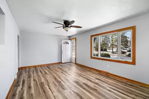 166 N Randolph Ave, Bradley, IL 60915 - Photo 3