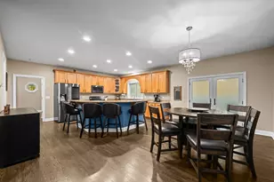 421 W Hawthorne St, Arlington Heights, IL 60004 - Photo 15
