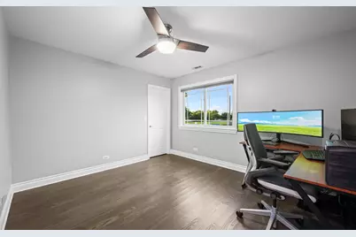 421 W Hawthorne Street, Arlington Heights, IL 60004 - Photo 23