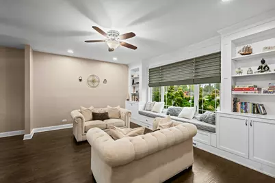 421 W Hawthorne Street, Arlington Heights, IL 60004 - Photo 5