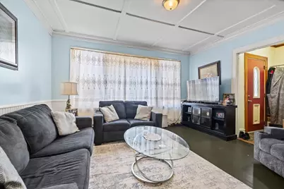 2649 N 74th Avenue, Elmwood Park, IL 60707 - Photo 3