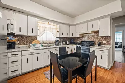 2649 N 74th Avenue, Elmwood Park, IL 60707 - Photo 7