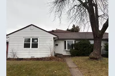 4710 W 88th Place, Hometown, IL 60456 - Photo 1