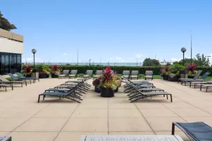 155 N Harbor Dr, Chicago, IL 60601 - Photo 19