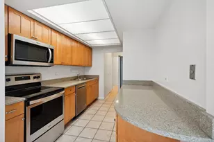 155 N Harbor Dr, Chicago, IL 60601 - Photo 7