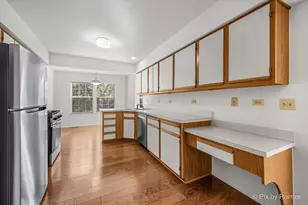 528 Penny Ln, Crystal Lake, IL 60014 - Photo 13