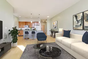 725 N Aberdeen St, Chicago, IL 60642 - Photo 5