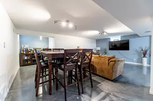 1210 Campbell St, Joliet, IL 60435 - Photo 13