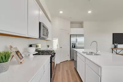 2947 Rushmore Drive, Pingree Grove, IL 60140 - Photo 9