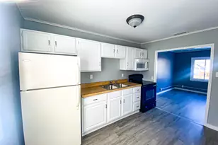[Address not provided], Champaign, IL 61821 - Photo 3