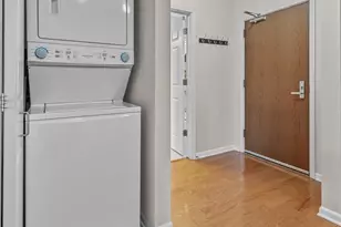 7753 Van Buren St, Forest Park, IL 60130 - Photo 11