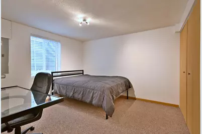 410 Manchester Road, Oswego, IL 60543 - Photo 23