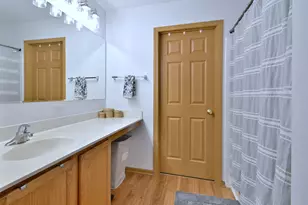 410 Manchester Rd, Oswego, IL 60543 - Photo 19