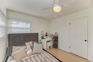 [Address not provided], Arlington Heights, IL 60005 - Photo 13