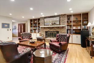 2215 Woodfield Rd, Bloomington, IL 61704 - Photo 5