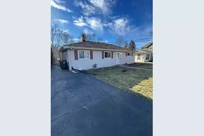 115 W Helen Road, Palatine, IL 60067 - Photo 1