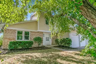 2509 Brook Ln, Aurora, IL 60504 - Photo 3