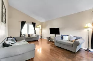 2509 Brook Ln, Aurora, IL 60504 - Photo 7