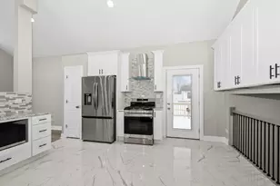 5826 Kathryn Ln, Matteson, IL 60443 - Photo 9