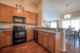 148 Bertram Dr, Yorkville, IL 60560 - Photo 11