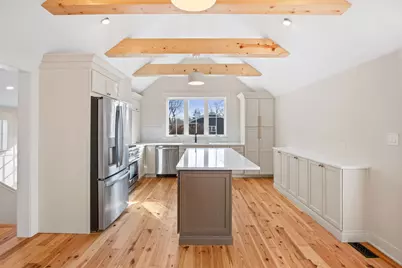 304 S Prairie Street, Batavia, IL 60510 - Photo 9