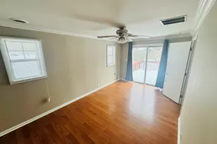 37113 N Loretto Ave, Lake Villa, IL 60046 - Photo 9