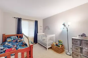 966 Mesa Dr, Lake in the Hills, IL 60156 - Photo 17