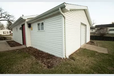 219 Willett Avenue, Dixon, IL 61021 - Photo 29