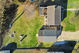 219 Willett Ave, Dixon, IL 61021 - Photo 35