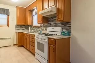 219 Willett Ave, Dixon, IL 61021 - Photo 9