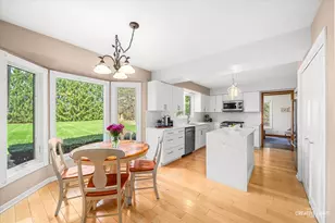 7N002 Glenview Dr, Saint Charles, IL 60175 - Photo 7