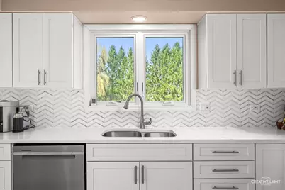 7N002 Glenview Drive, Saint Charles, IL 60175 - Photo 9