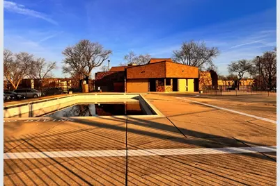 2212 Country Club Drive #6, Woodridge, IL 60517 - Photo 3