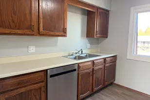 1010 Arlene Ct, Bloomington, IL 61701 - Photo 3