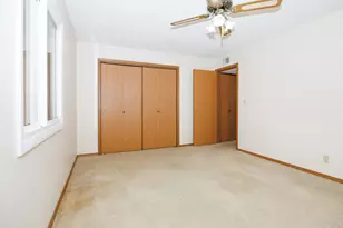 1010 Arlene Ct, Bloomington, IL 61701 - Photo 17