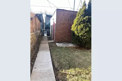 7824 S Ridgeland Avenue, Chicago, IL 60649 - Photo 3