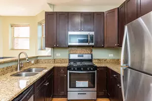 2812 E 76th St, Chicago, IL 60649 - Photo 7