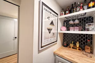 175 E Delaware Pl, Chicago, IL 60611 - Photo 17