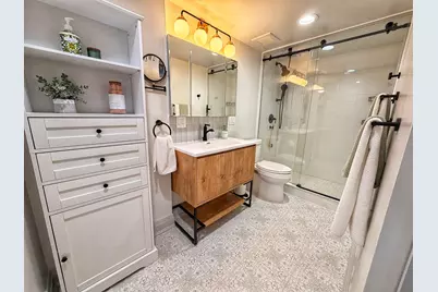 175 E Delaware Place #5808, Chicago, IL 60611 - Photo 19