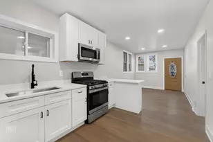 8420 S Carpenter St, Chicago, IL 60620 - Photo 3