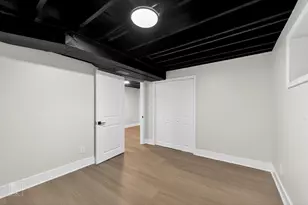 8420 S Carpenter St, Chicago, IL 60620 - Photo 21